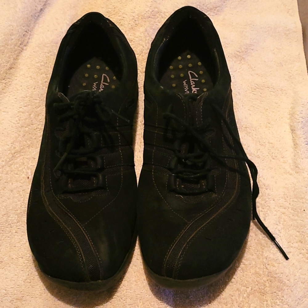 Women's Clarks Wave Black Suede Sneaker 10W, or bundle a with another 2/$25